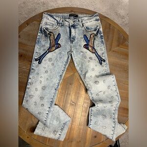 Unique Embroidered Bird & Rhinestone Denim Jeans‎